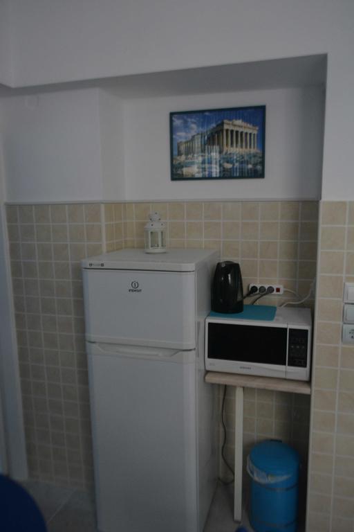 Cosy Apartment Pinotsi Атина Екстериор снимка